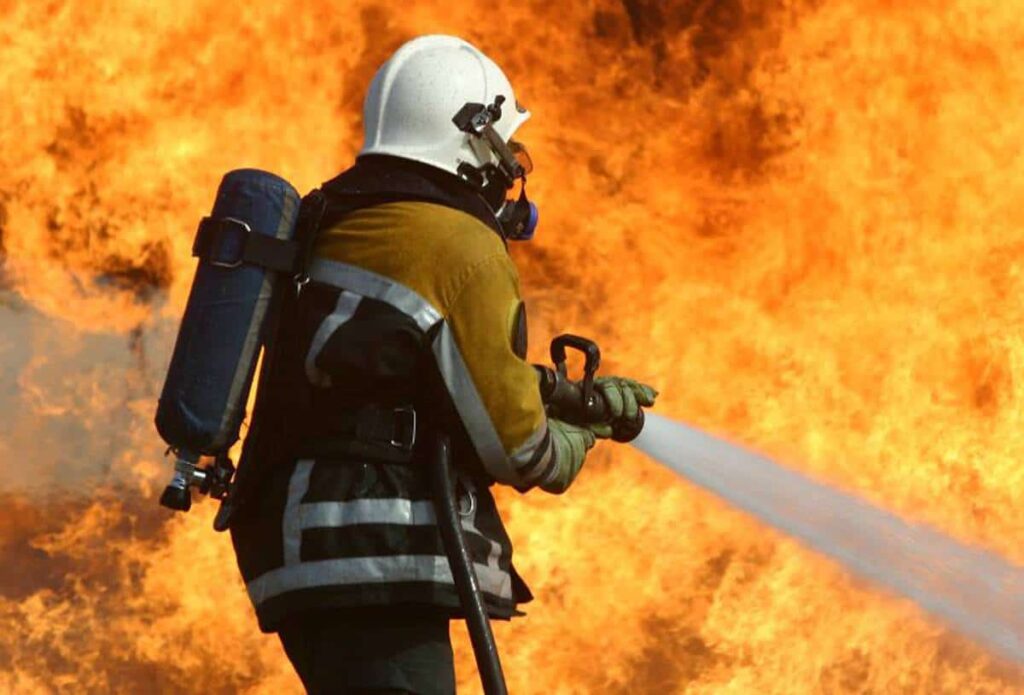 Guia Completo Sobre Prevenção e Combate a Incêndio